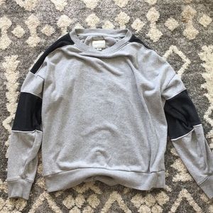 American eagle grey and black sweater